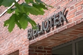 På bibliotekerne